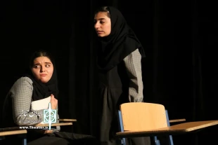 اجراهای نمایش "آبراکادابرا" به کارگردانی میثم صدرا در شهرستان بیرجند پایان یافت 2