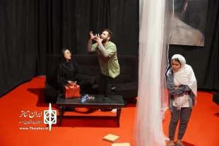 اجرای عموم نمایش «پاپاراتزی» به کارگردانی میثم صدرا از 6 آذرماه آغاز شد 3