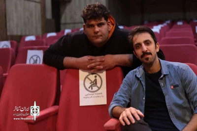 با کارگردانی محمد نخعی و صادق خطیبی

«پاپاراتزی» از سوم مهر در شهر طبس روی صحنه خواهد رفت