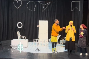 دور جدید اجراهای نمایش «مانیا» در بیرجند آغاز شد 4